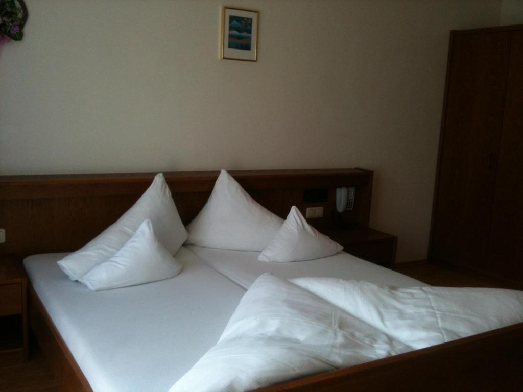 Pension Larchenhof Maurach  Phòng bức ảnh